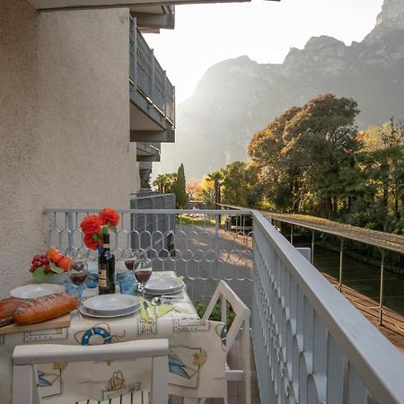Residenza Lago D'Argento - Happy Rentals Riva del Garda Bagian luar foto