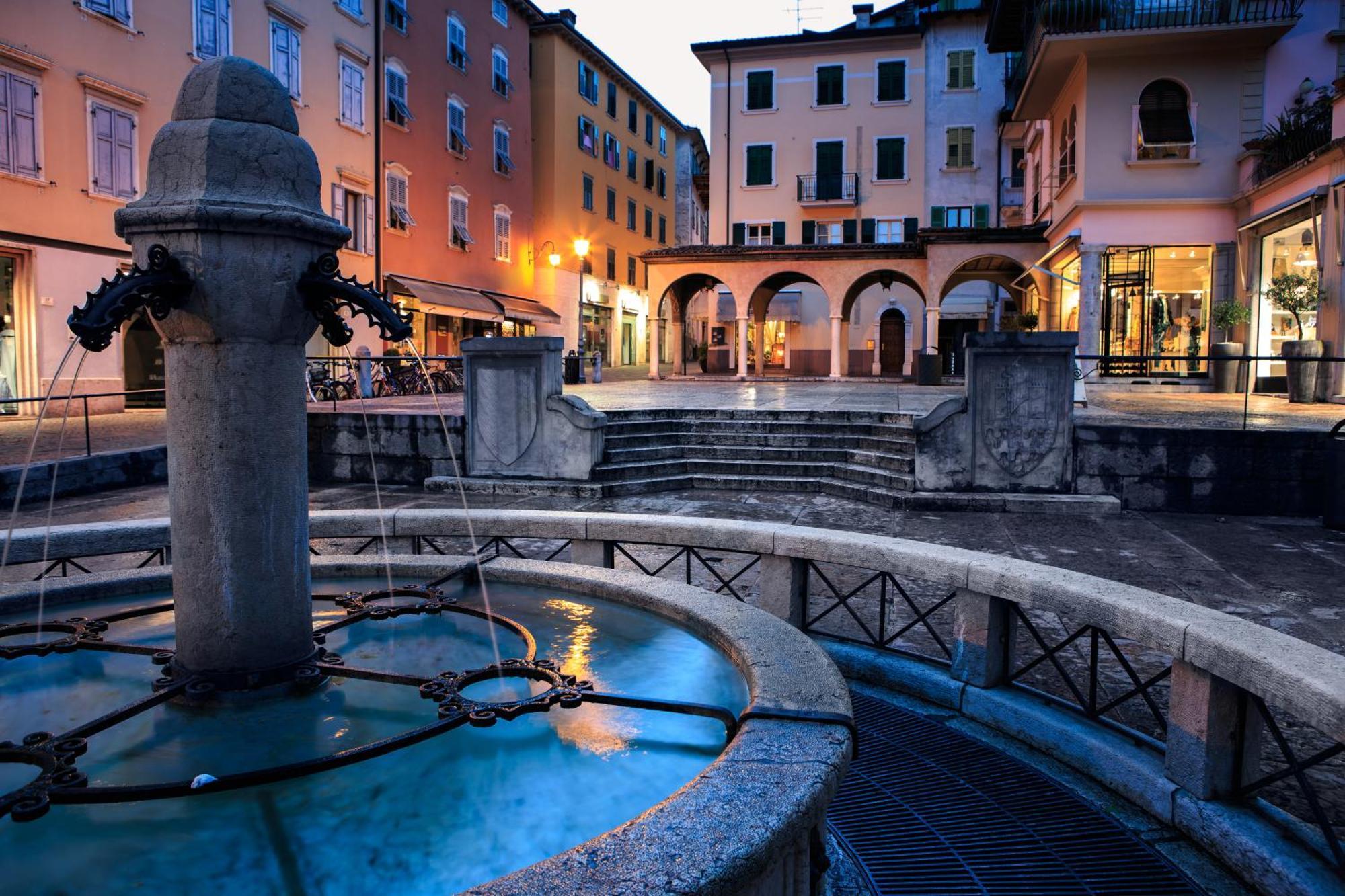 Residenza Lago D'Argento - Happy Rentals Riva del Garda Bagian luar foto