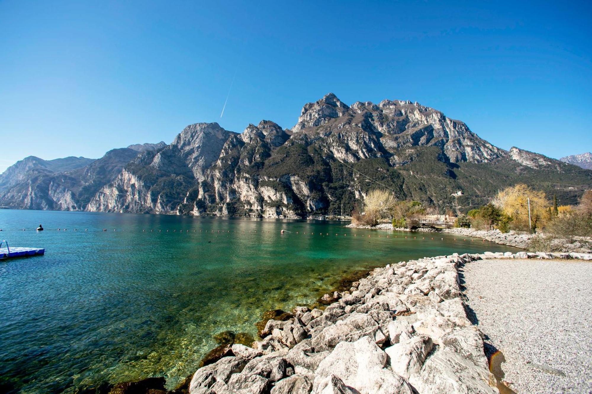 Residenza Lago D'Argento - Happy Rentals Riva del Garda Bagian luar foto